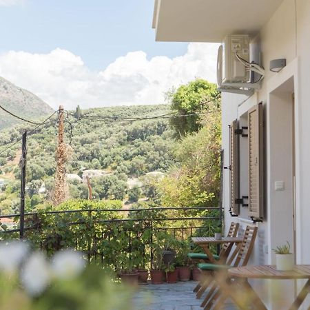 Le Quartier Comfy Studios Parga Exterior foto