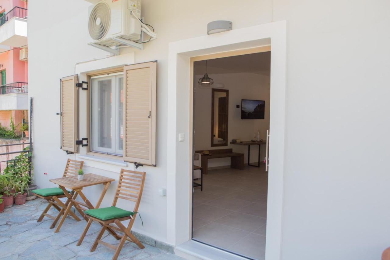 Le Quartier Comfy Studios Parga Exterior foto